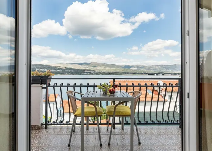 Rogulj * טרוגיר