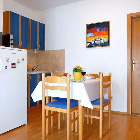 Apartament Rogulj *