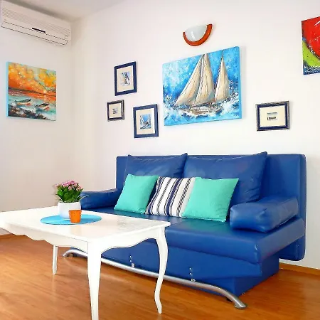 Rogulj شقة تروغير